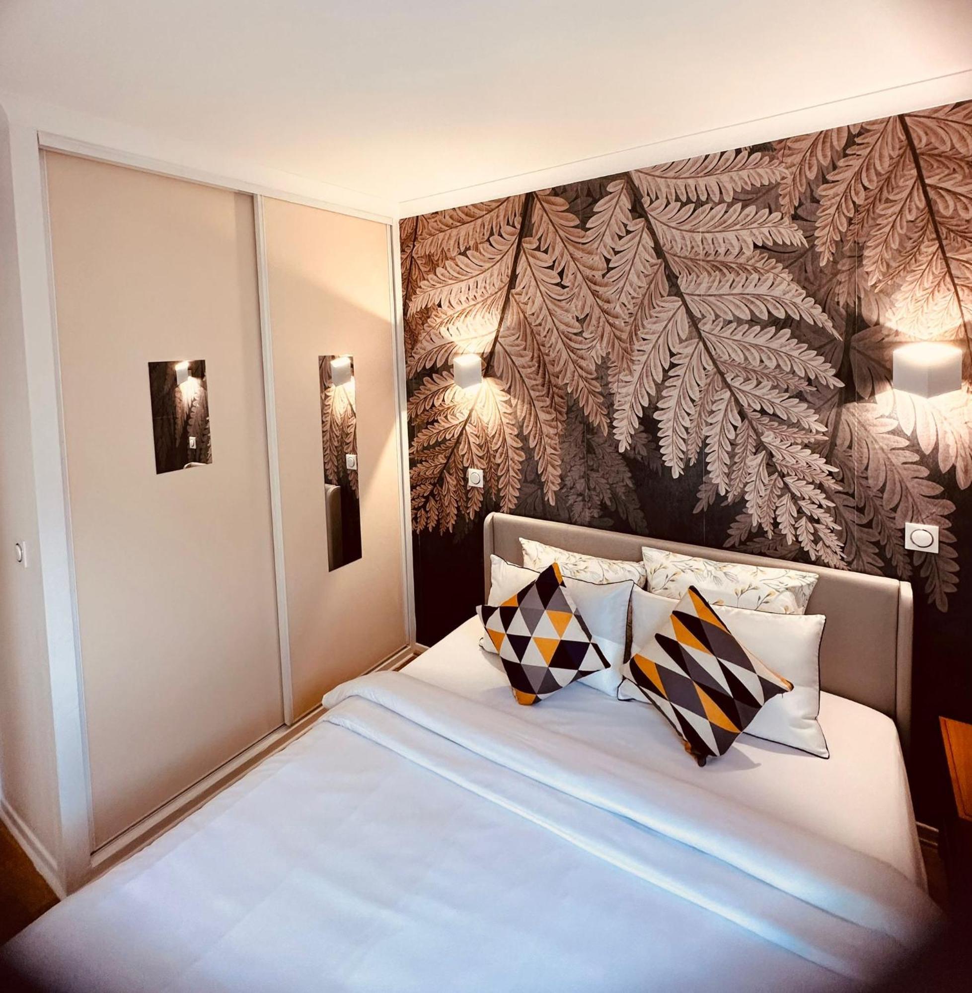 Ryan Homes - In Apart Hotel, La Defense กูร์เบอวัวร์ ภายนอก รูปภาพ